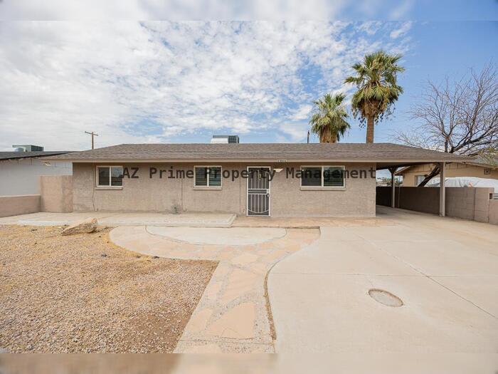 2062 East Nancy Lane – photo 2