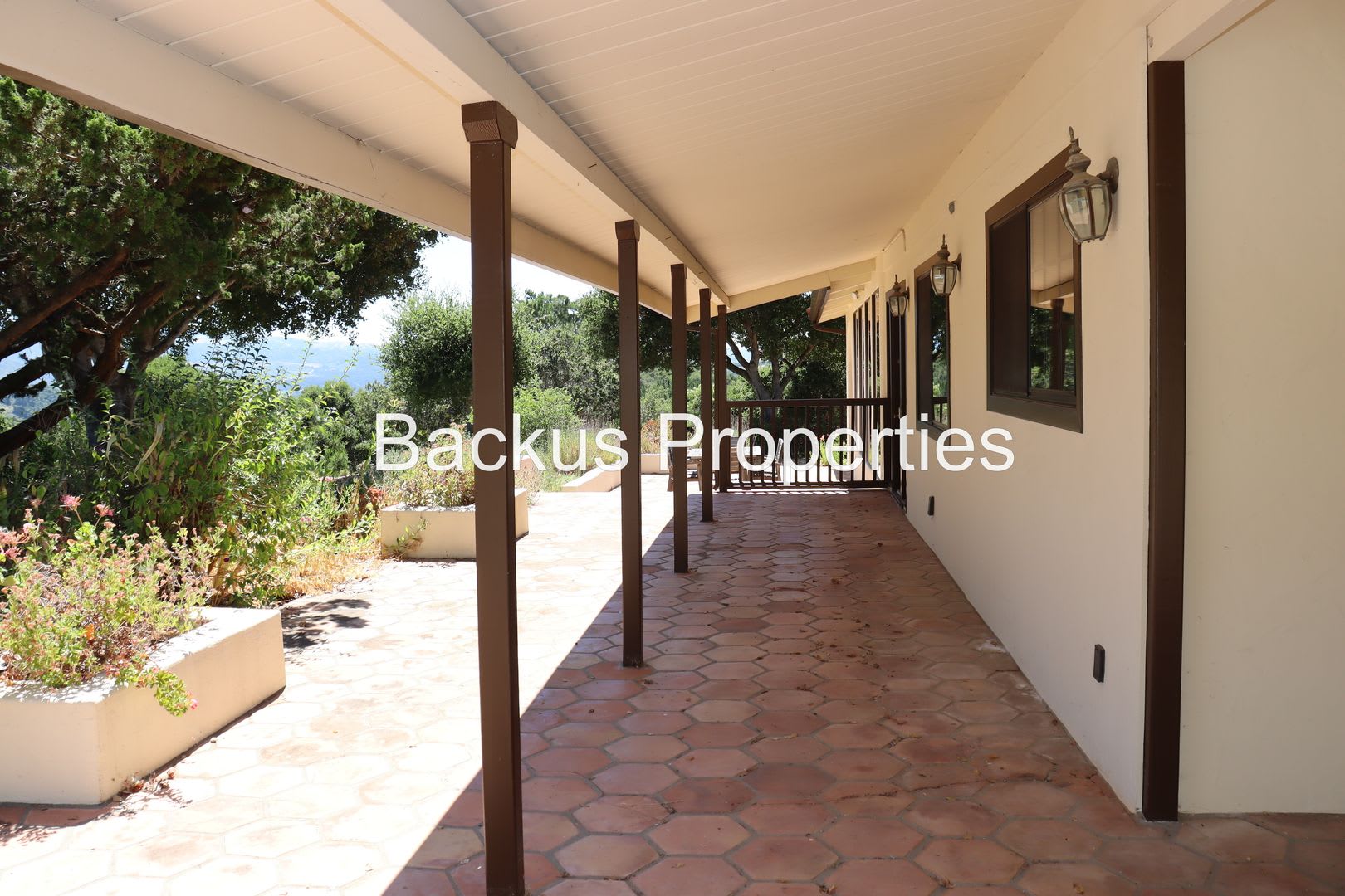 Wonderful four bedroom home in Hidden Hills neighborhood in Carmel Valley – photo 3