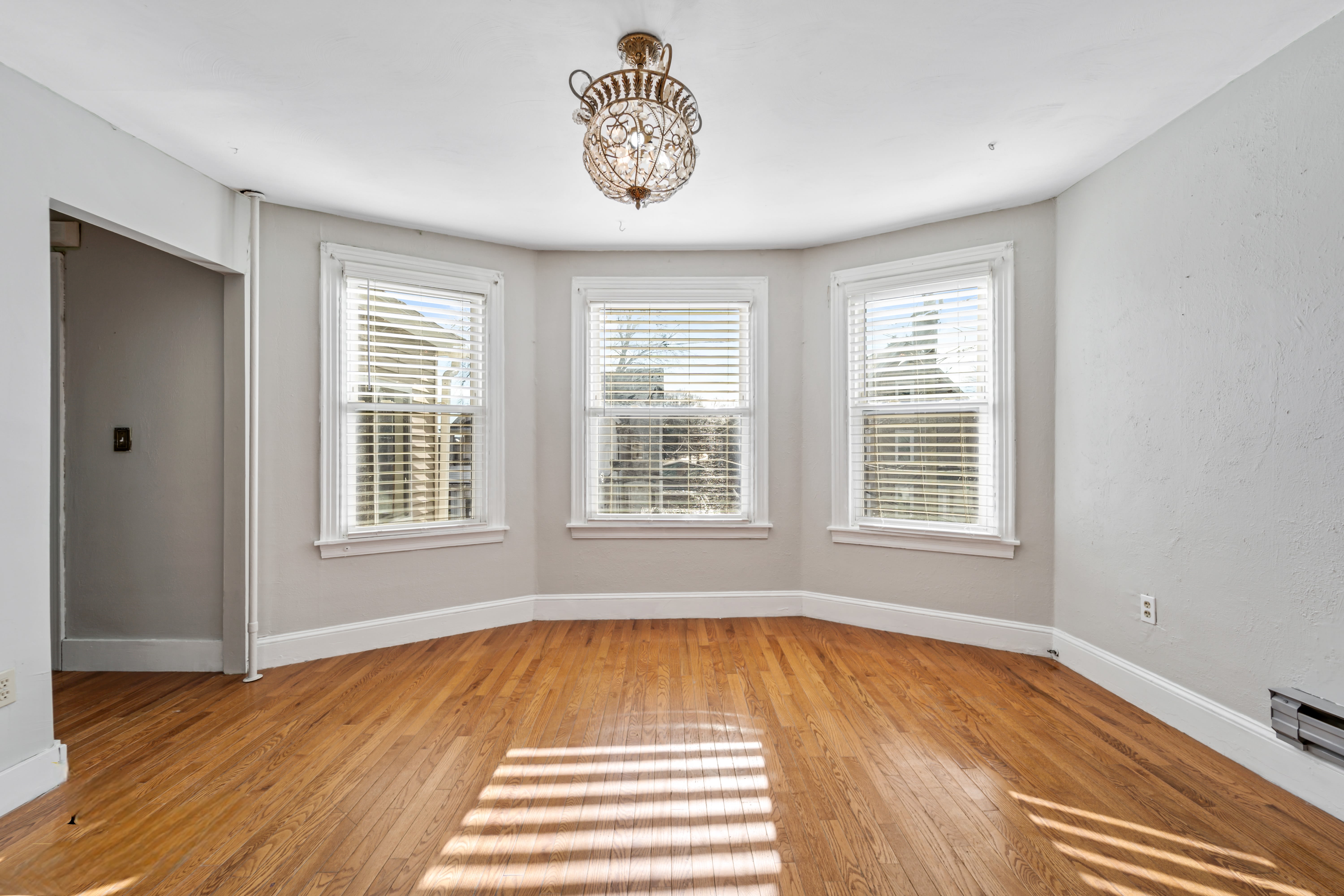 46 Talcott Ave – photo 2