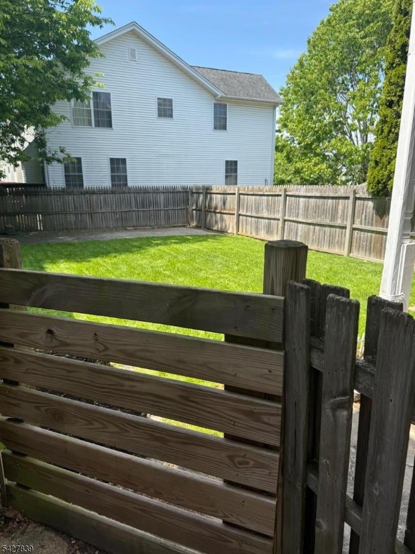 14 Raymond St – photo 5