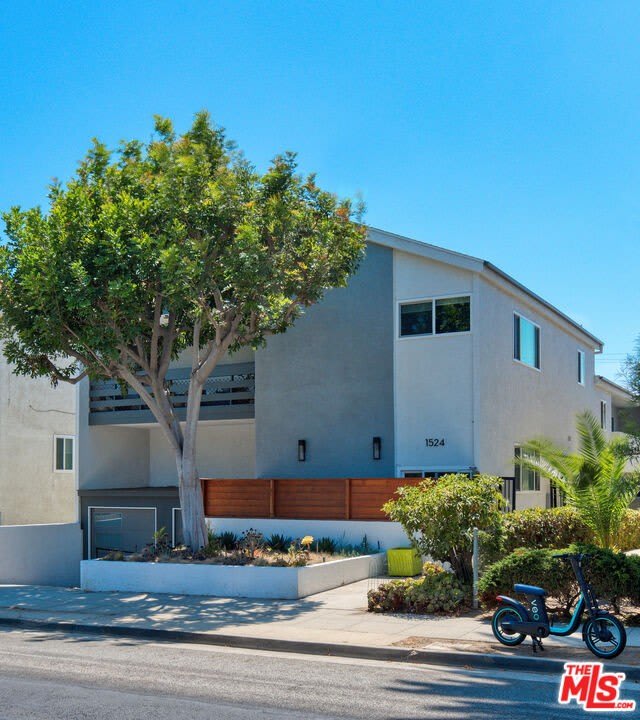 1524 Berkeley St – photo 1