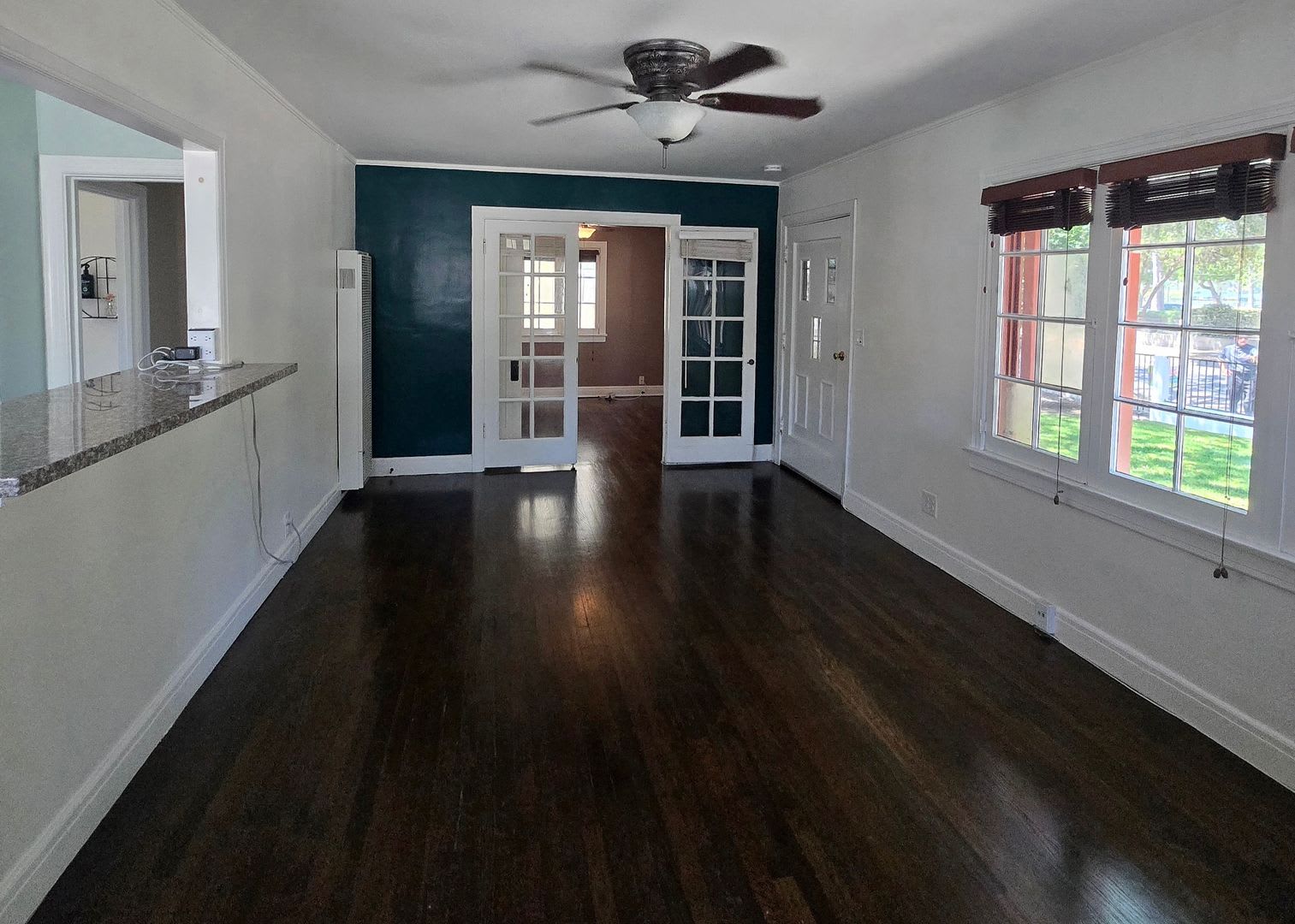 Charming Bungalow In Desirable Nw Pasadena – photo 5