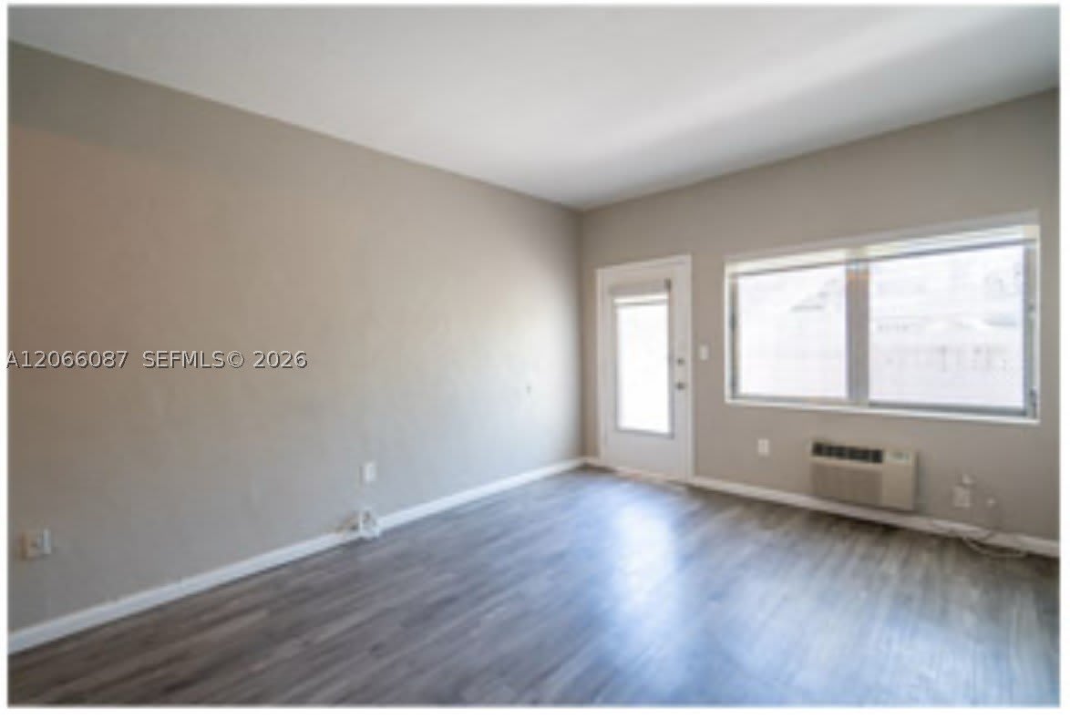 710 Meridian Ave – photo 4
