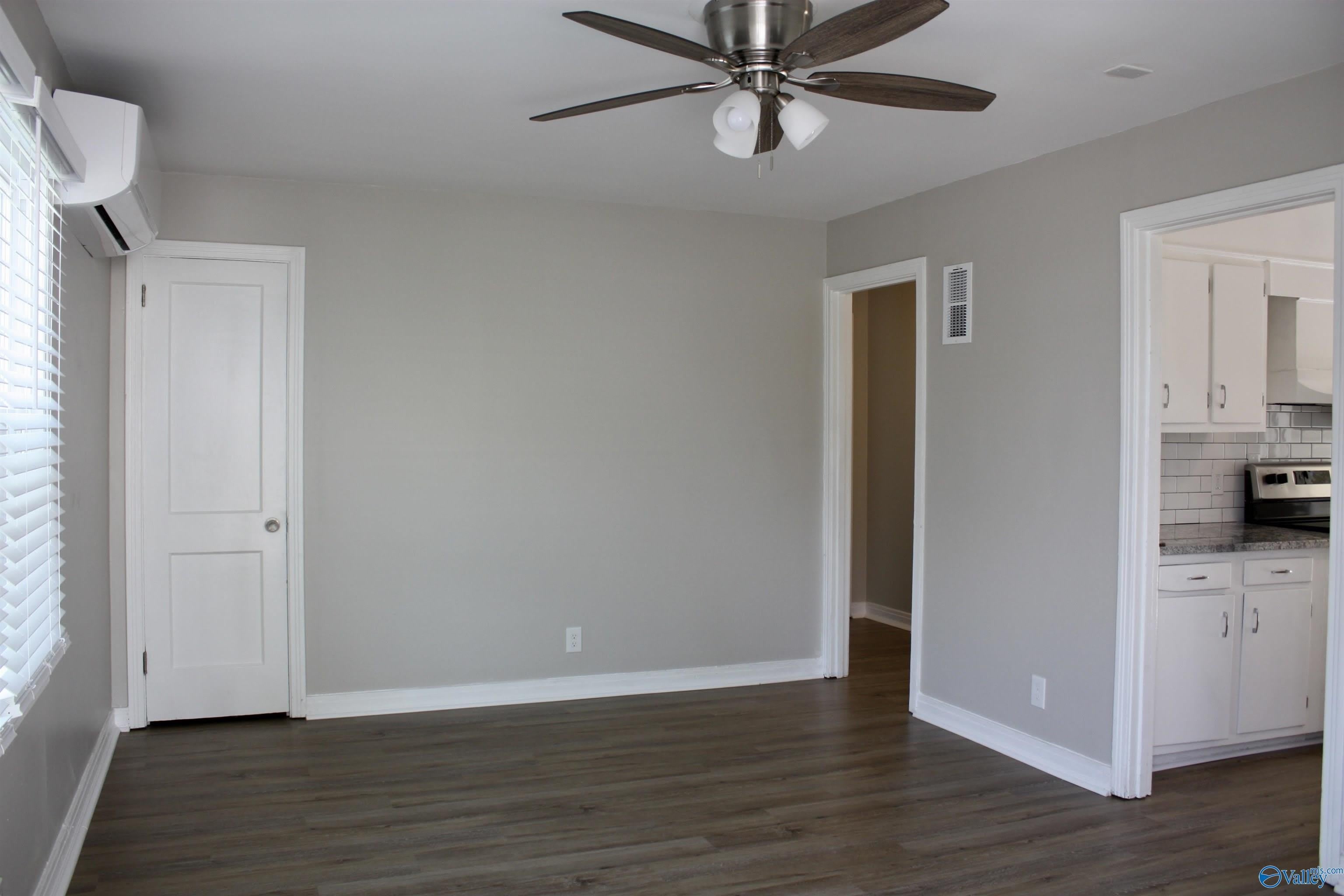 1017 Crestline Road Nw – photo 2