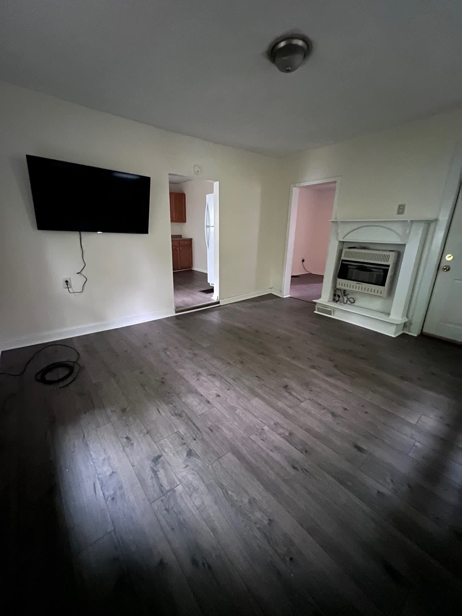 148 West Schuyler Street – photo 5