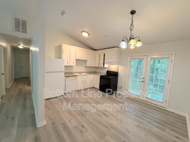 5522 Great Wagon Rd – photo 3