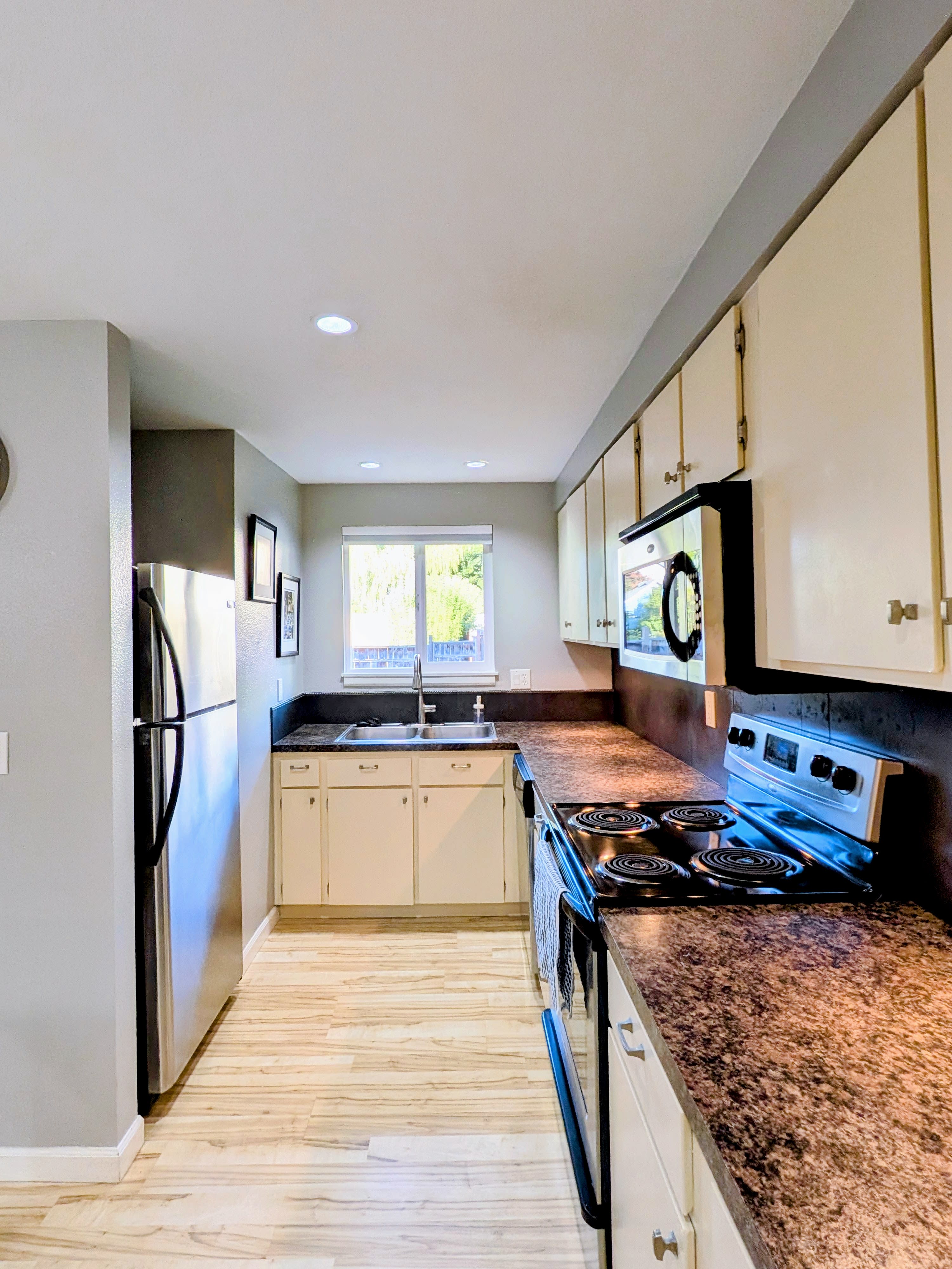 3404 19th Avenue – photo 4