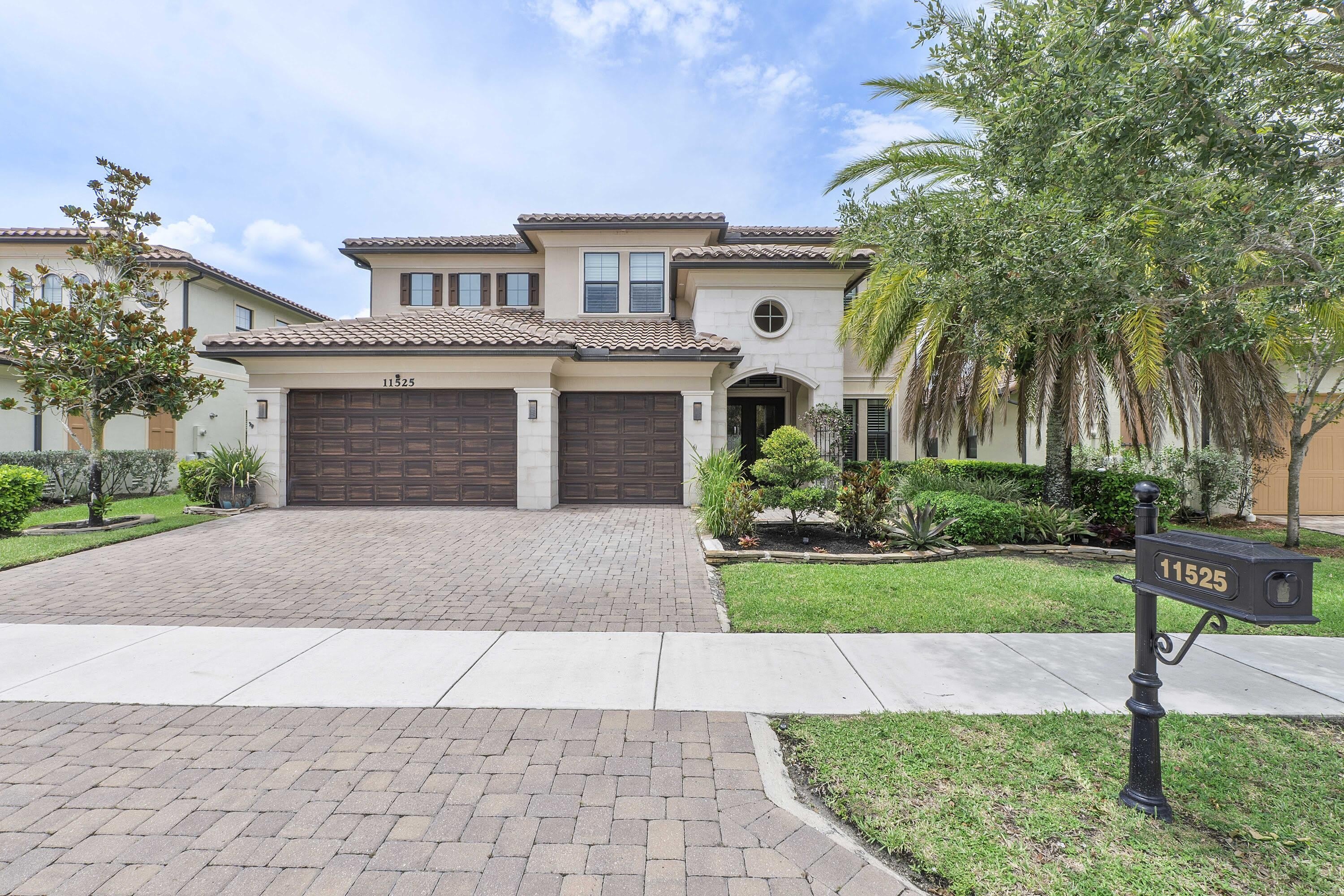 11525 NW 81st Place – photo 3
