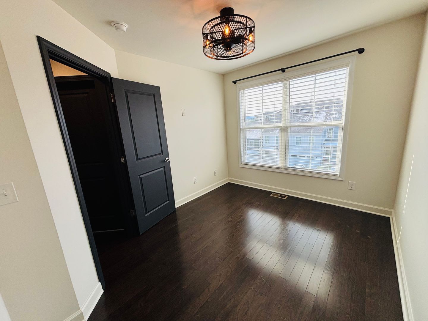 3 4 Bedroom 3 5 Bath Townhouse – photo 5