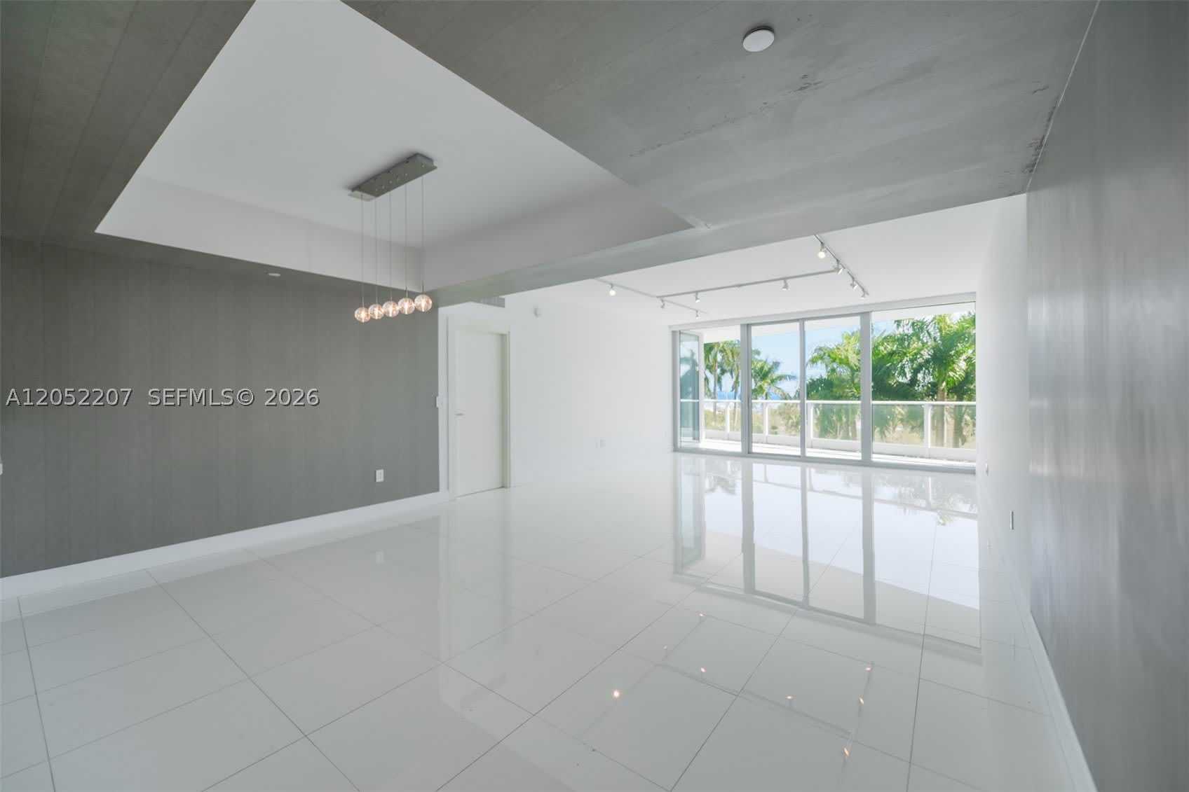 2627 S Bayshore Dr – photo 2