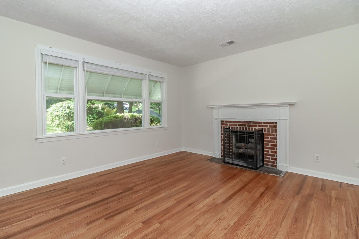 2709 Hazel St – photo 5