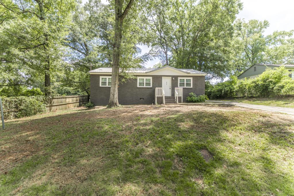 312 Johns Road – photo 3