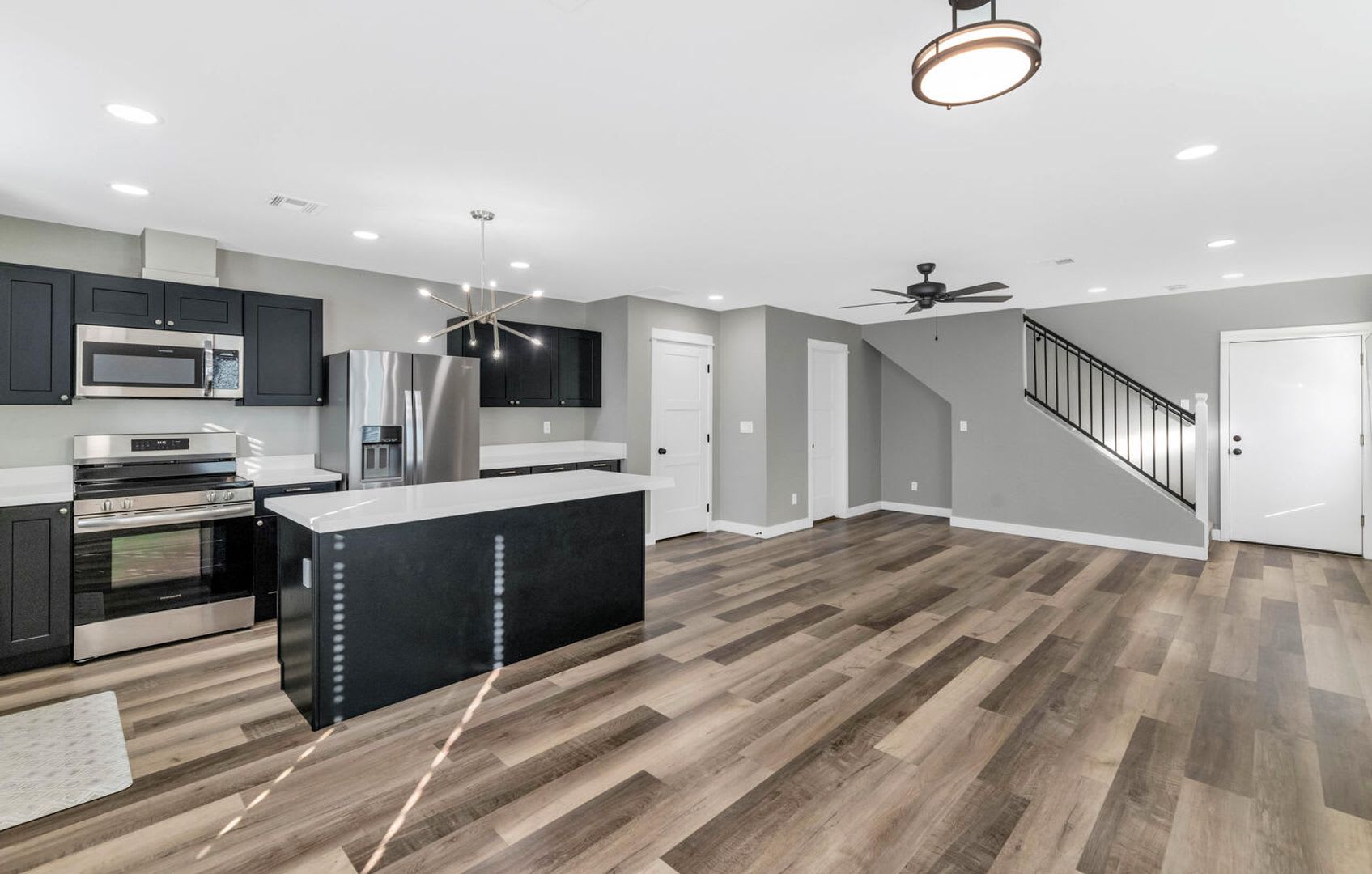 2509 E. Broadway Rd #4 Phoenix, AZ 85040 – photo 5