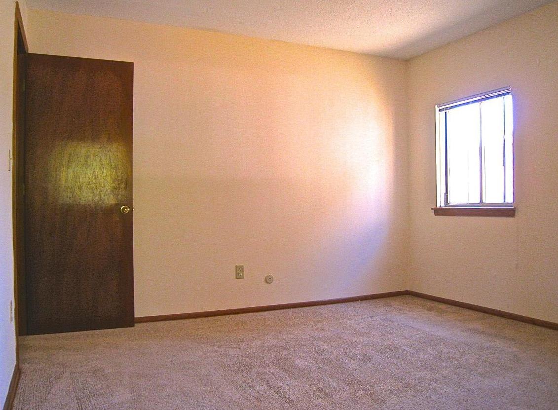 Adeline Apartments – photo 4