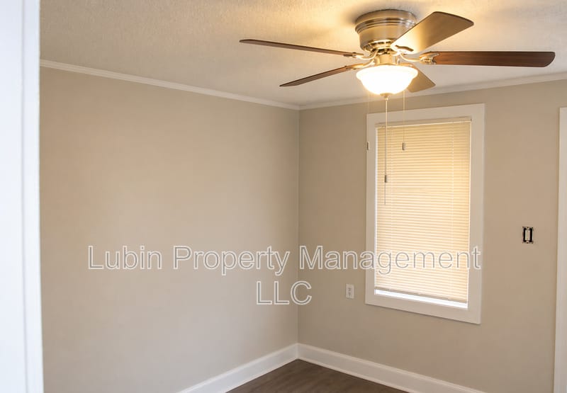 1575 Cella St – photo 3