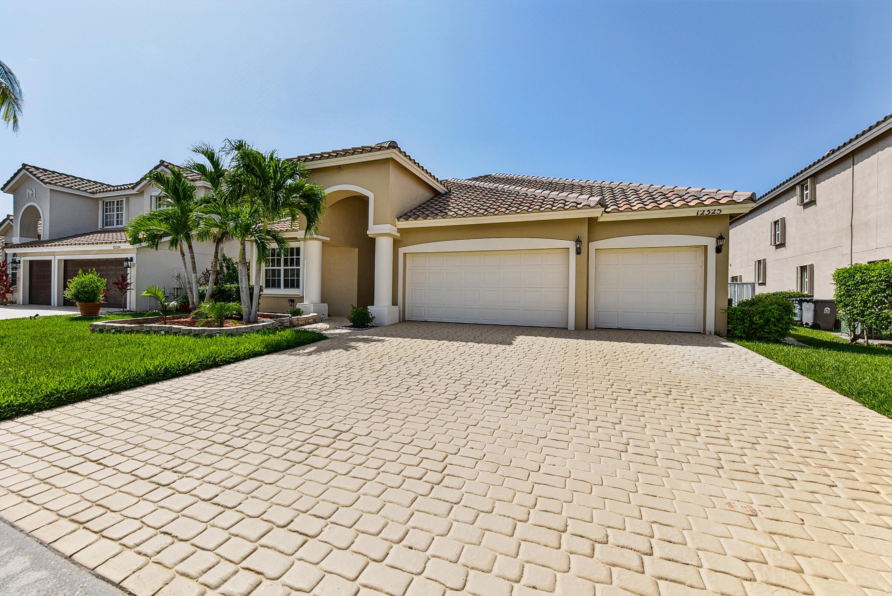 12325 Cascades Pointe Drive – photo 3