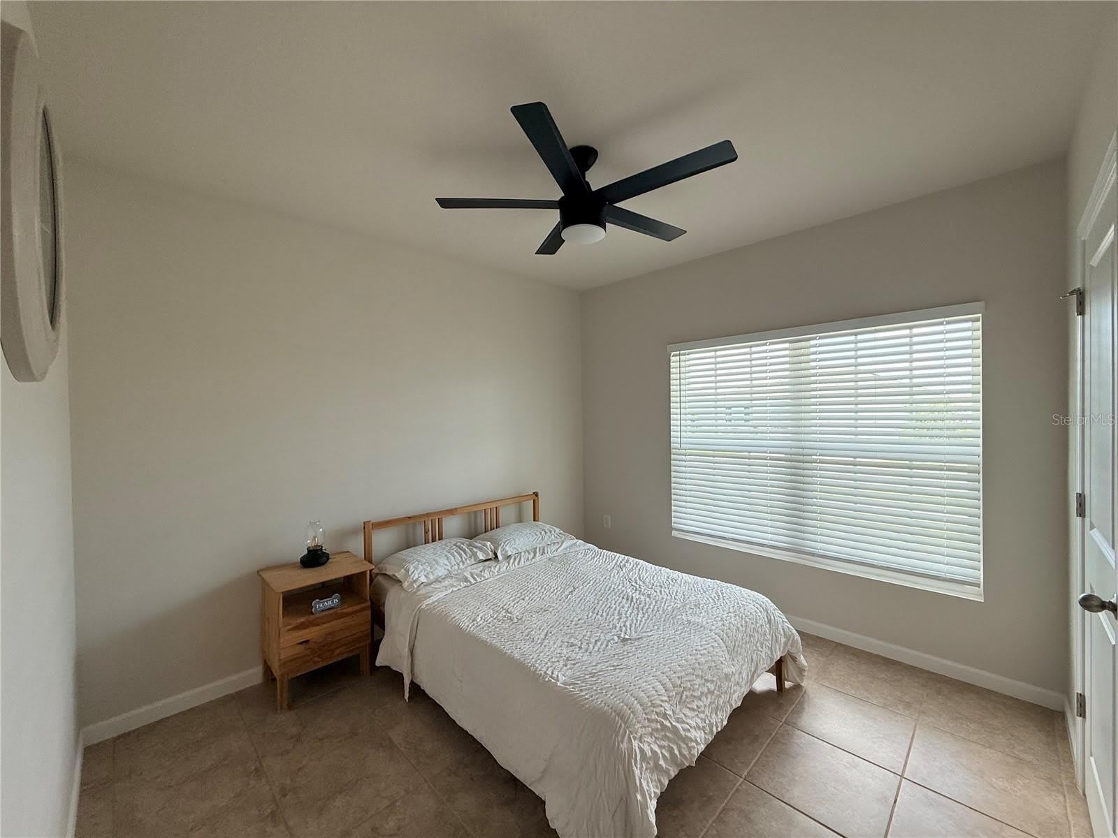 1169 LEXINGTON Lane – photo 4