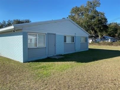 414 SE 7th Ter – photo 2