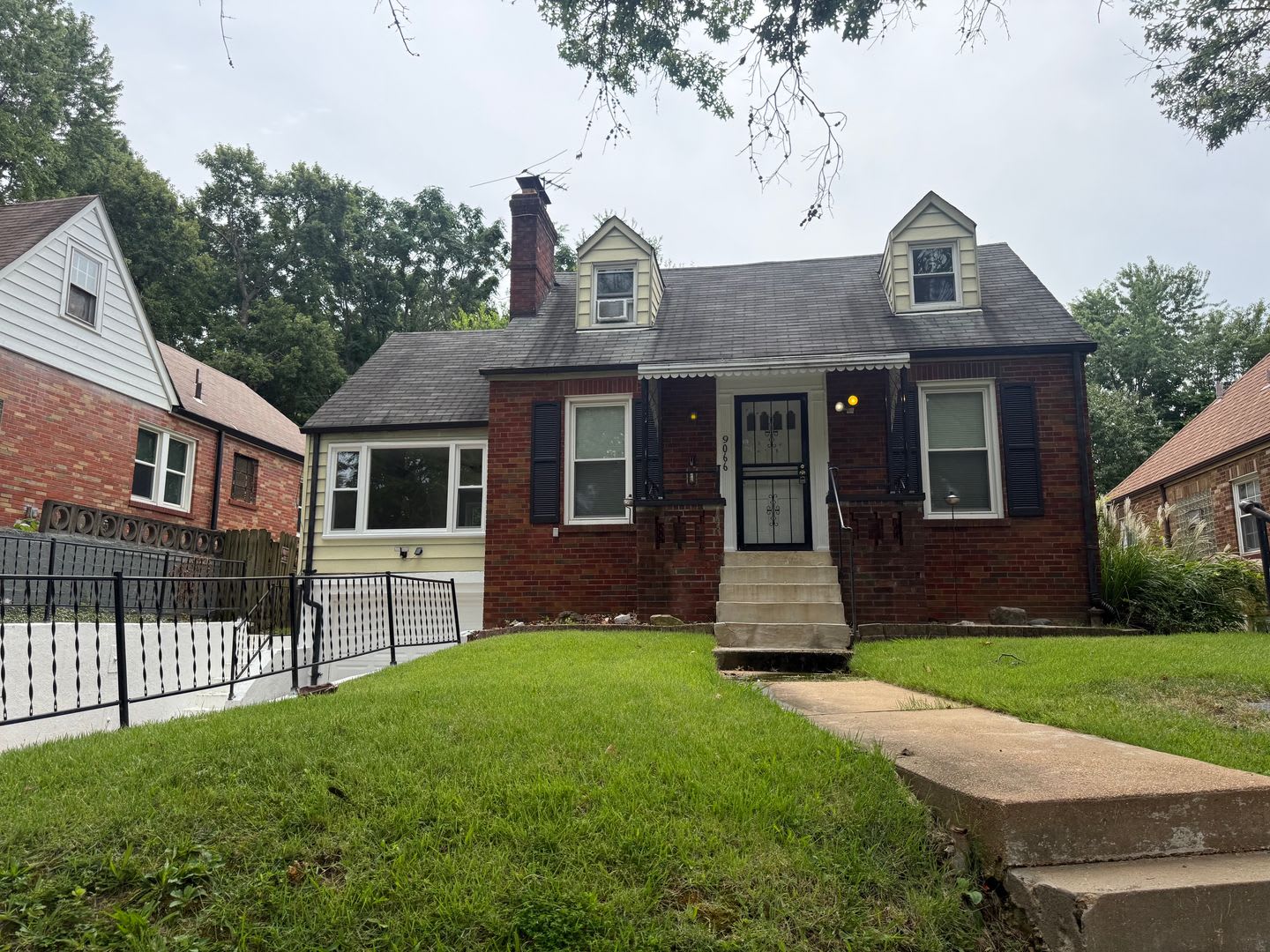 NEWLY RENOVATED HOME – photo 1