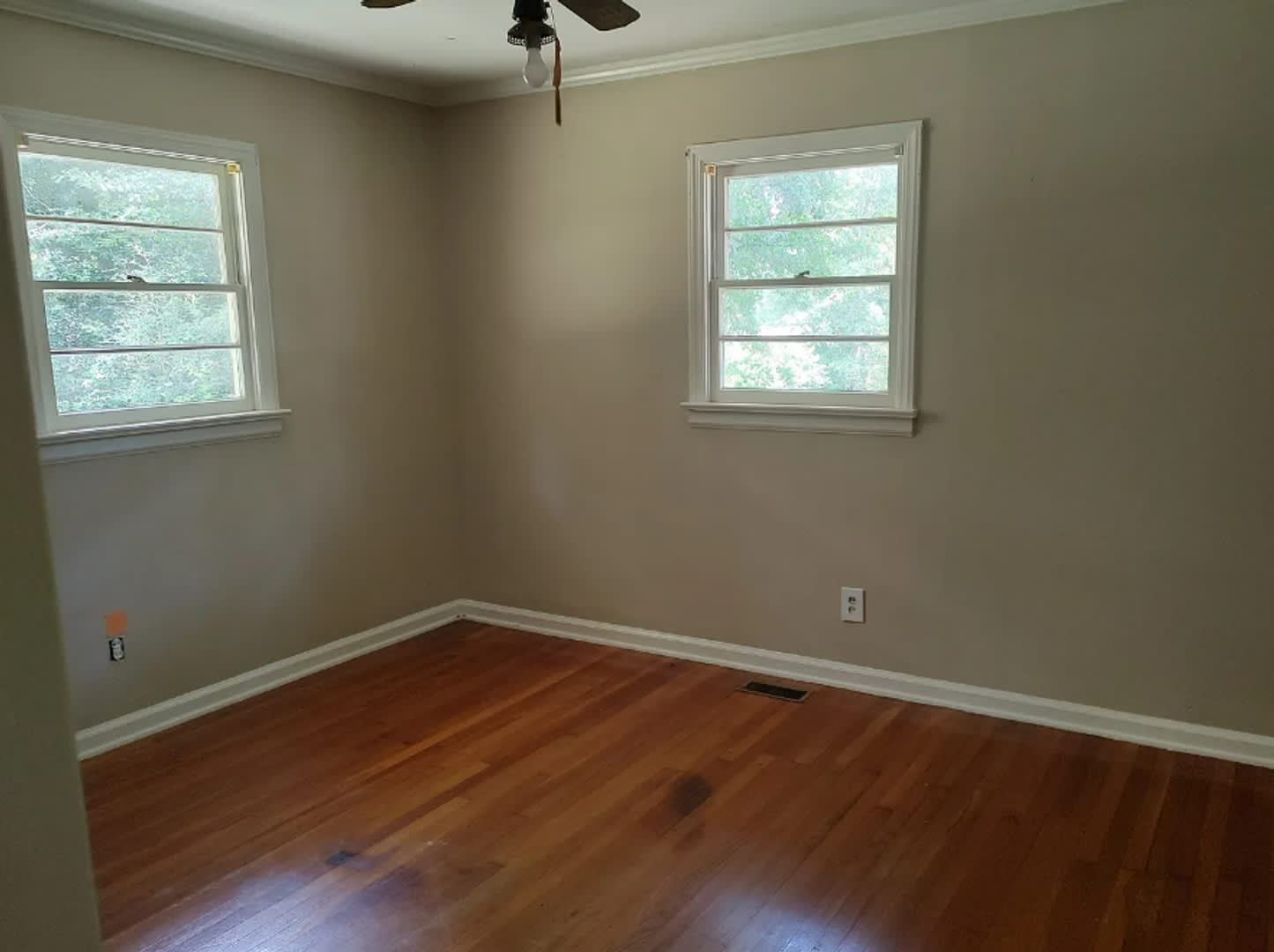 Spacious 4BR and 2Bath Single Story Home – photo 5