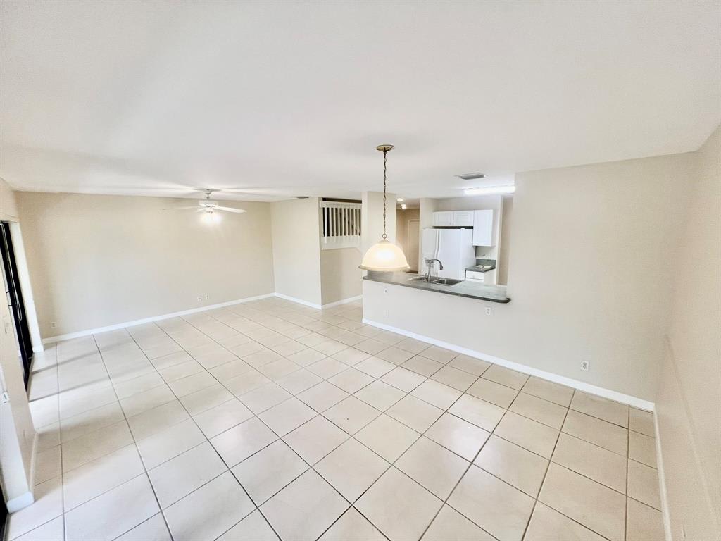 2335 El Cid Court – photo 2