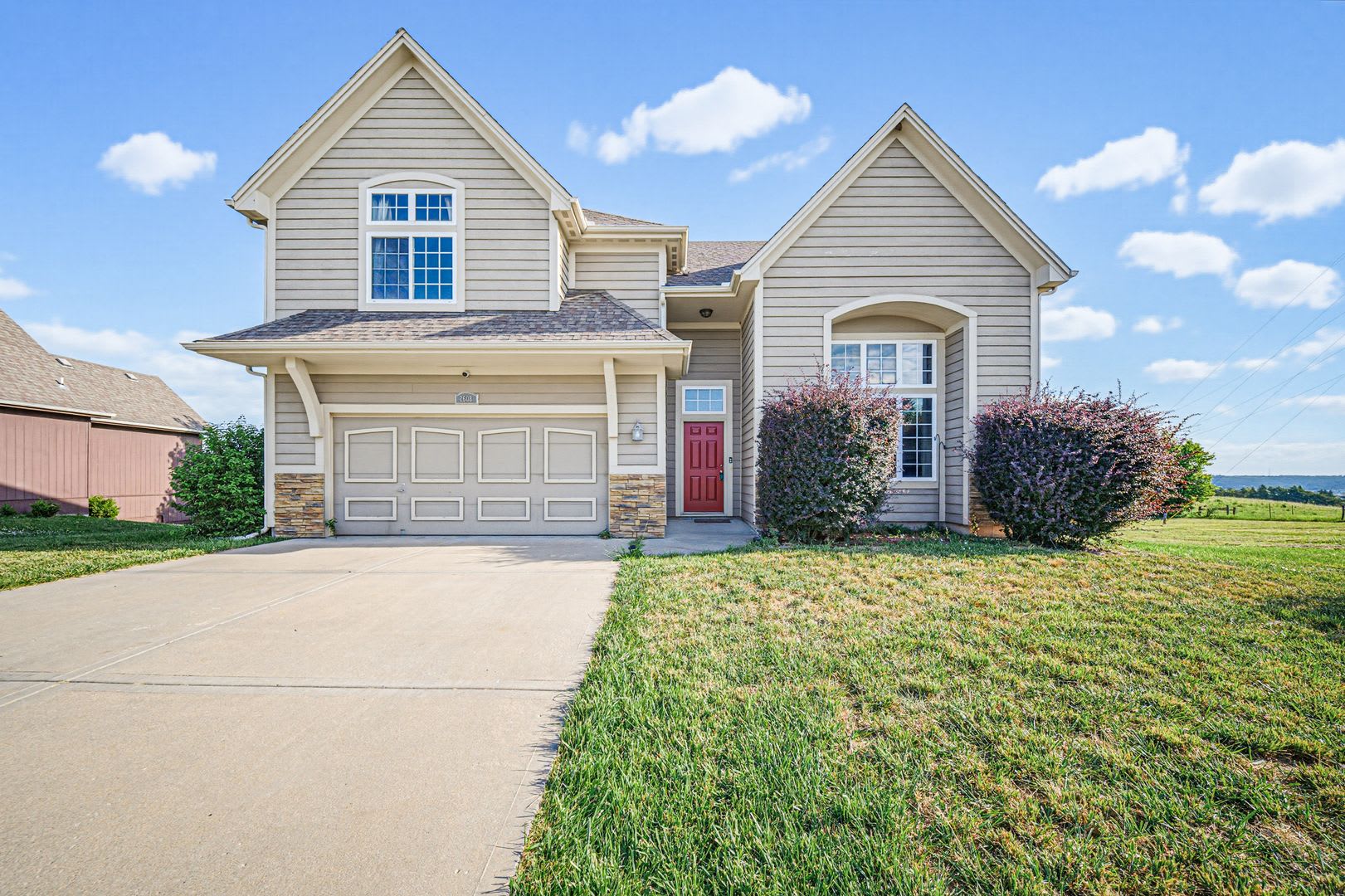 Please View 3D Virtual Walk-Through Before Scheduling a Showing – photo 1
