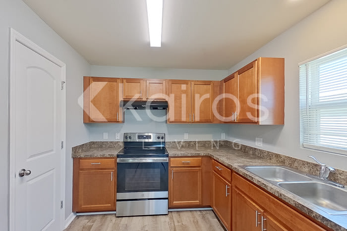 305 Northeast 23rd Terrace – photo 5