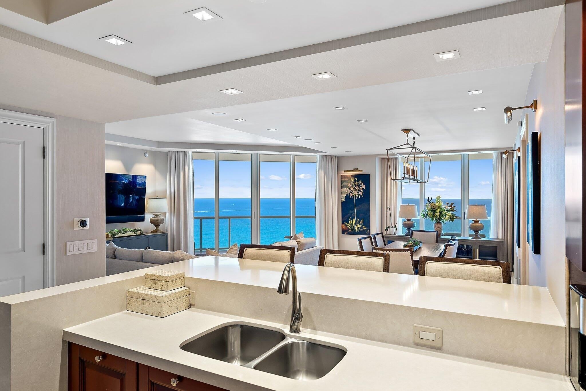 2700 N Ocean Drive – photo 4