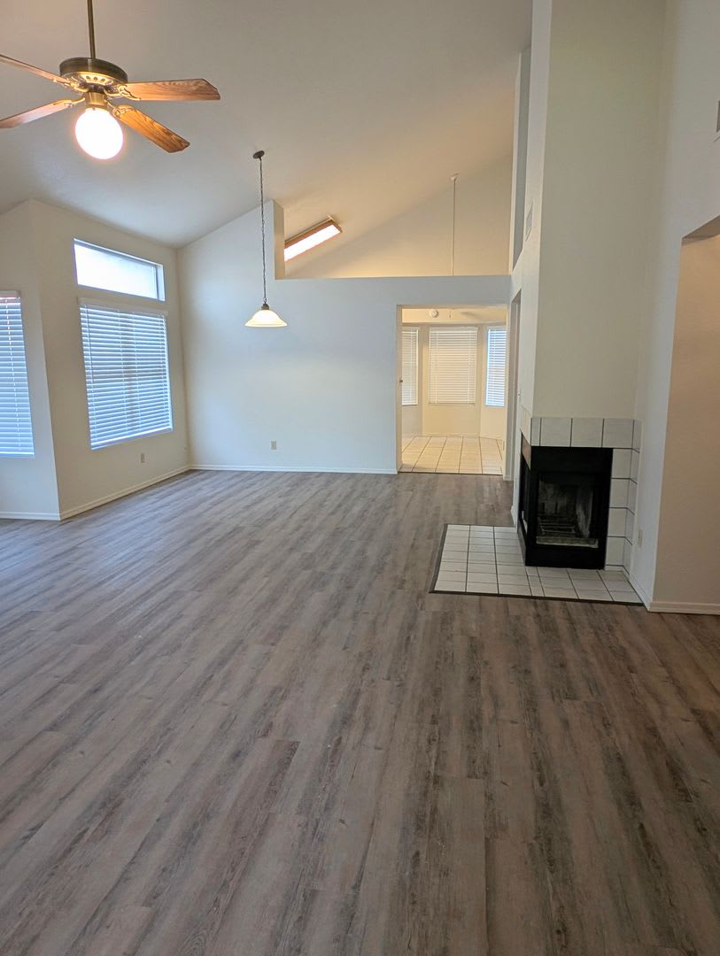 AVAILABLE NOW IN VAL VISTA LAKES!!! – photo 4
