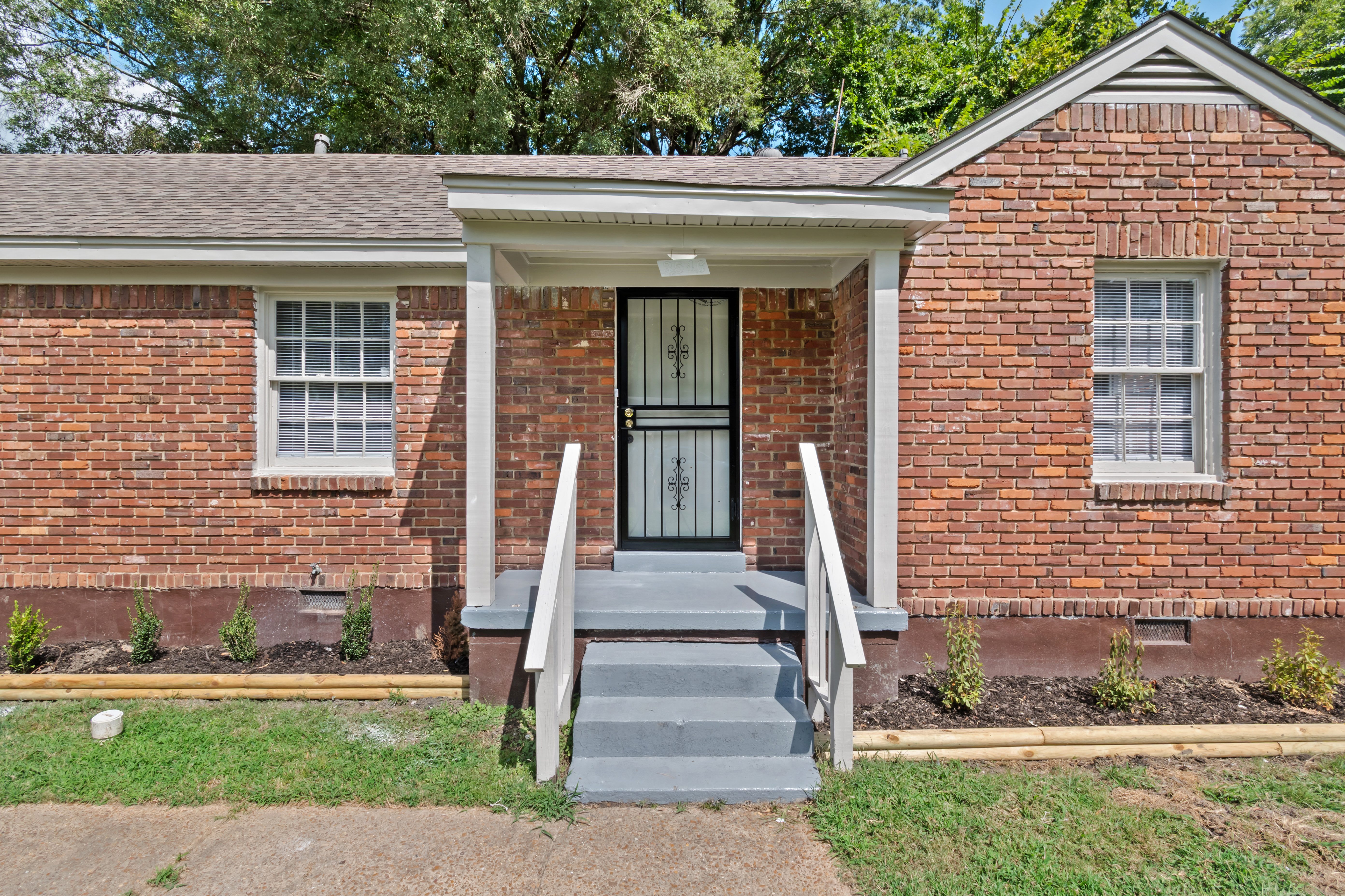 3546 Gowan Dr – photo 1