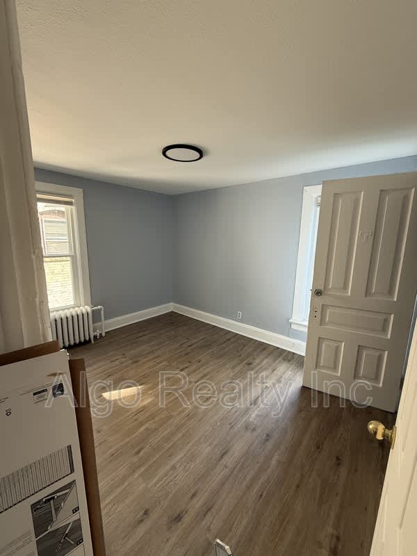 359 Maria Avenue – photo 2