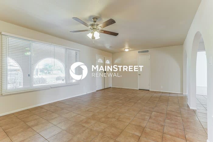 2515 East Del Rio Drive – photo 2