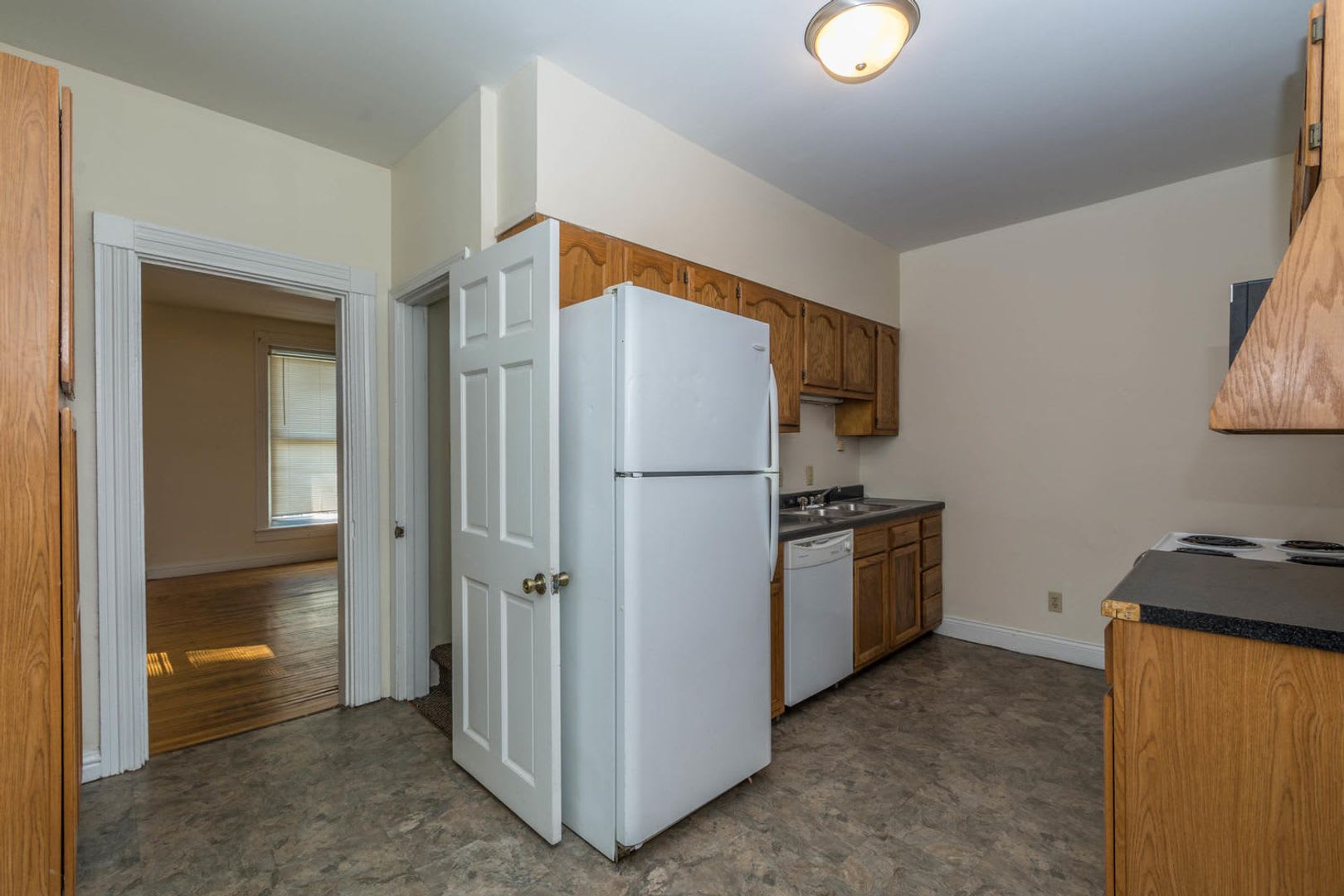 311 E 11th – photo 5