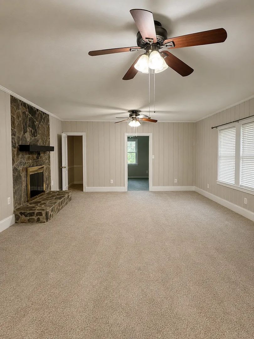 Room in 3 Bedroom Home in Palmetto – photo 3