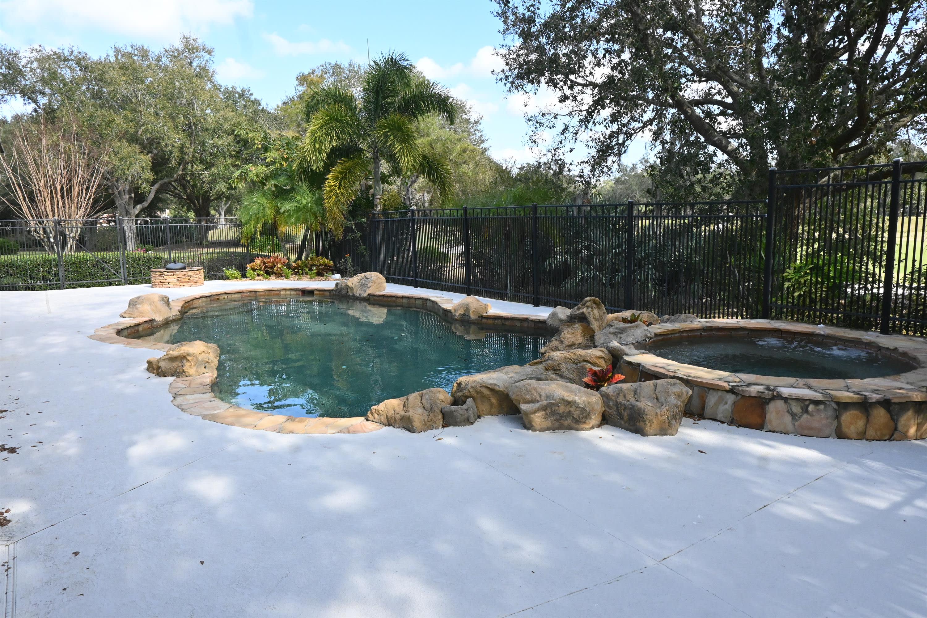 6119 Foxfield Court – photo 3