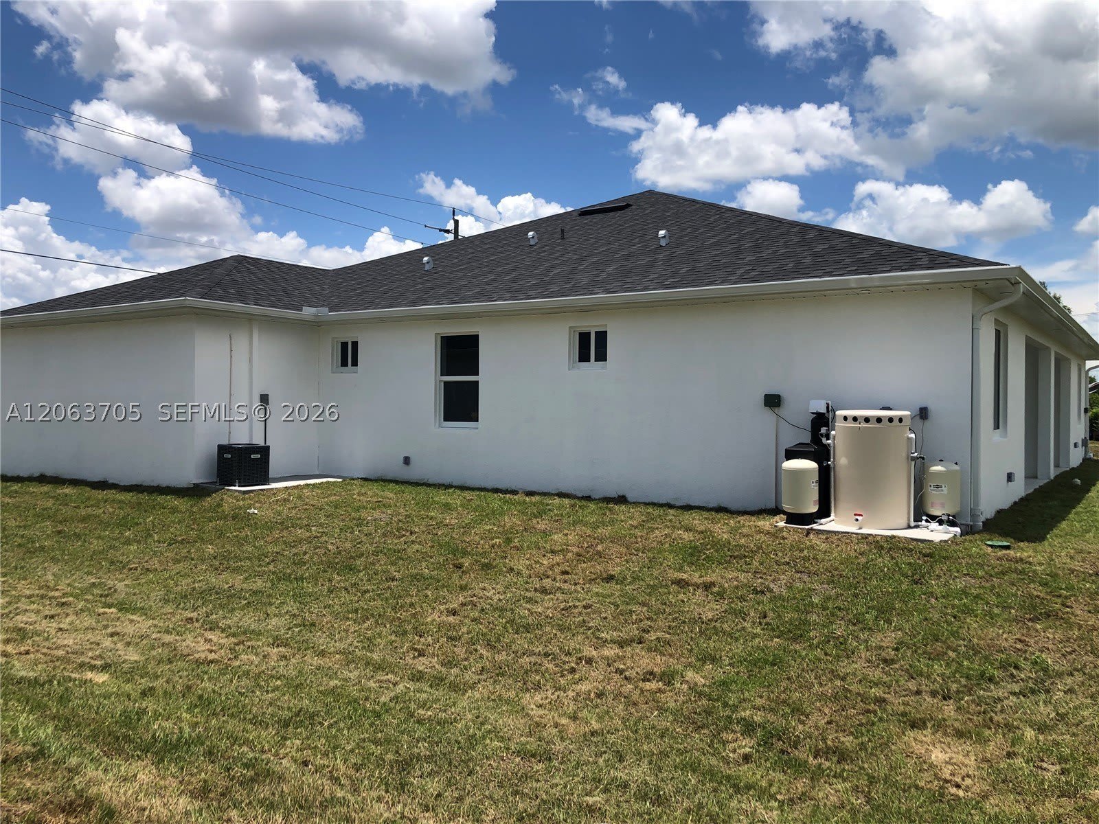 4572 Golfview Blvd – photo 4