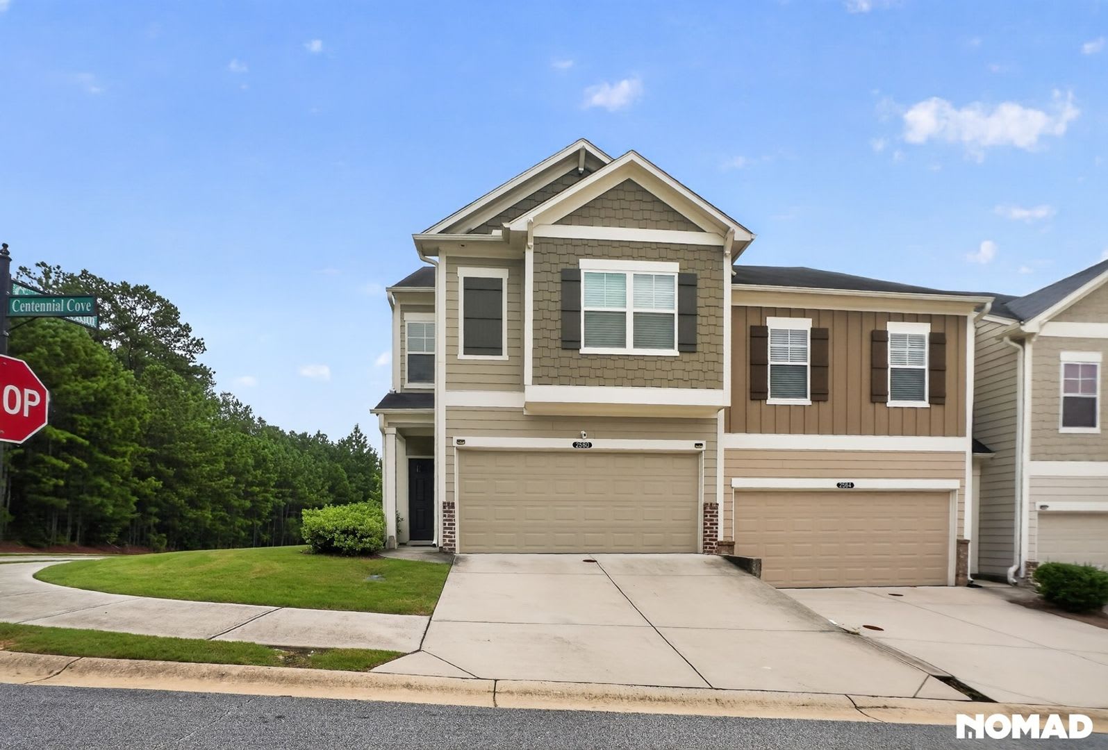 Charming 3BR Town House in Atlanta – photo 2