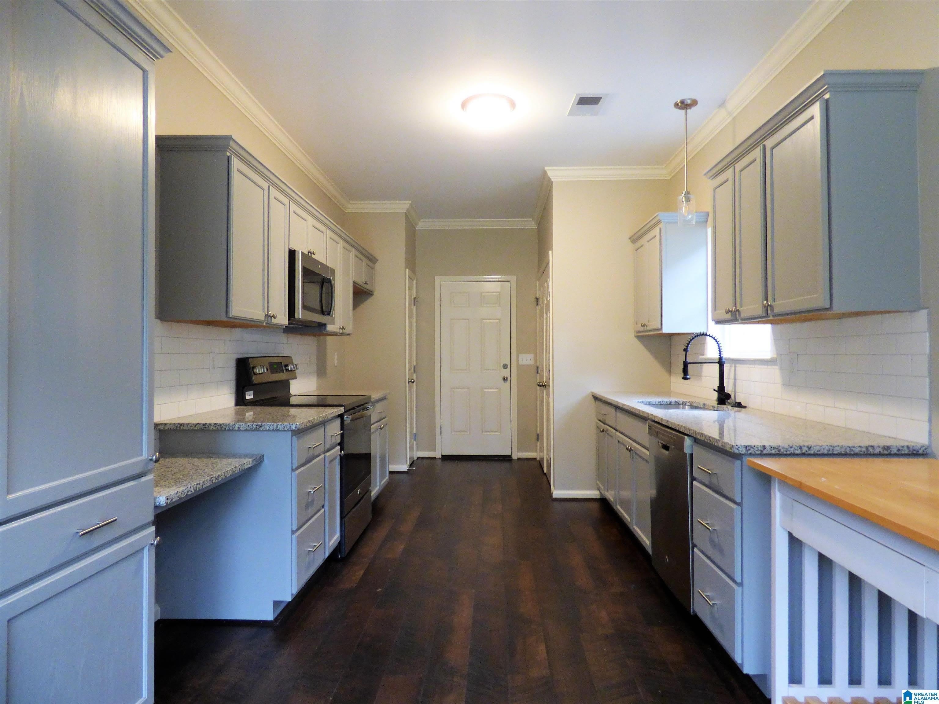 951 SAVANNAH LANE – photo 3