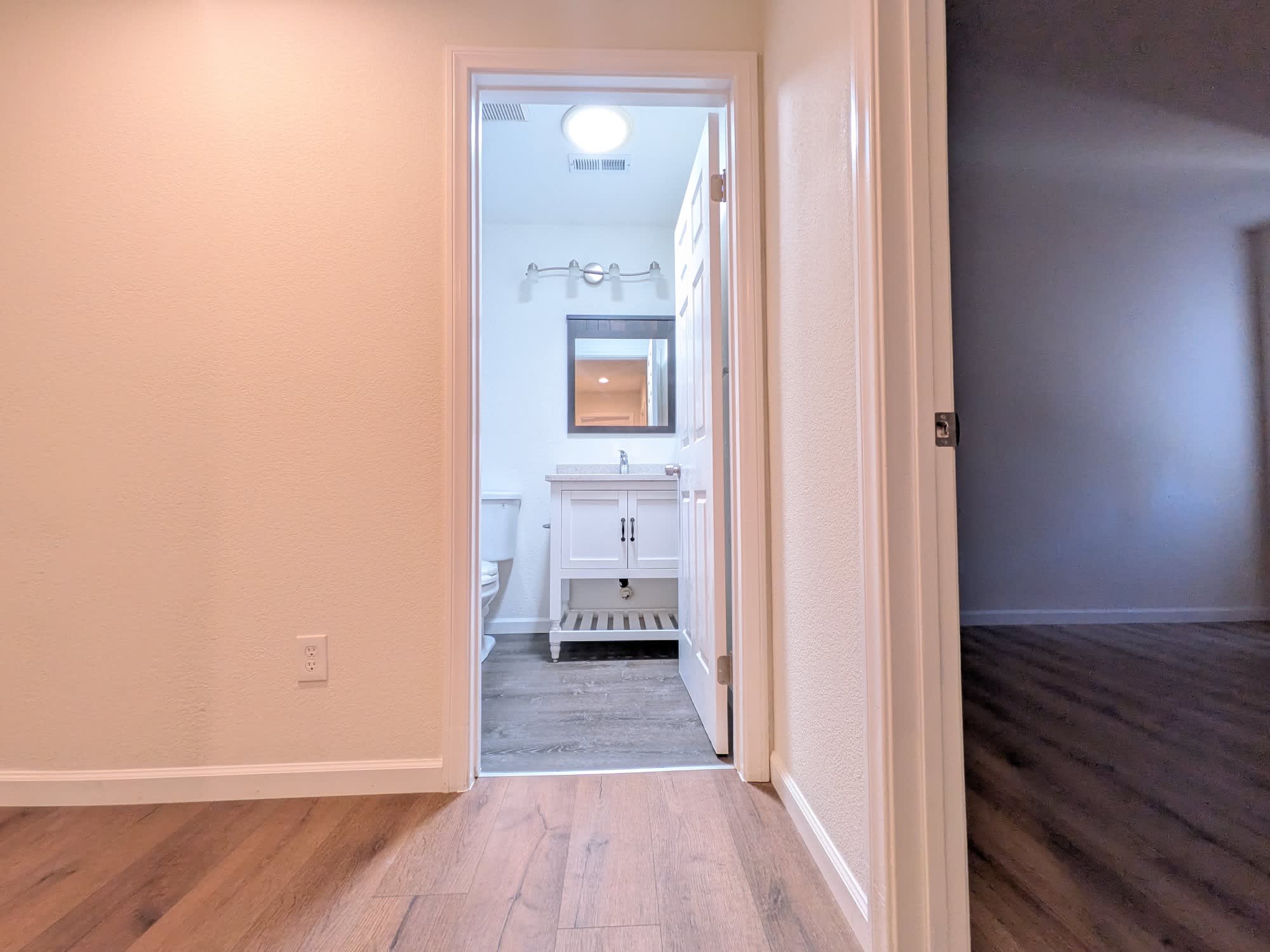 585 Hildale Circle – photo 3