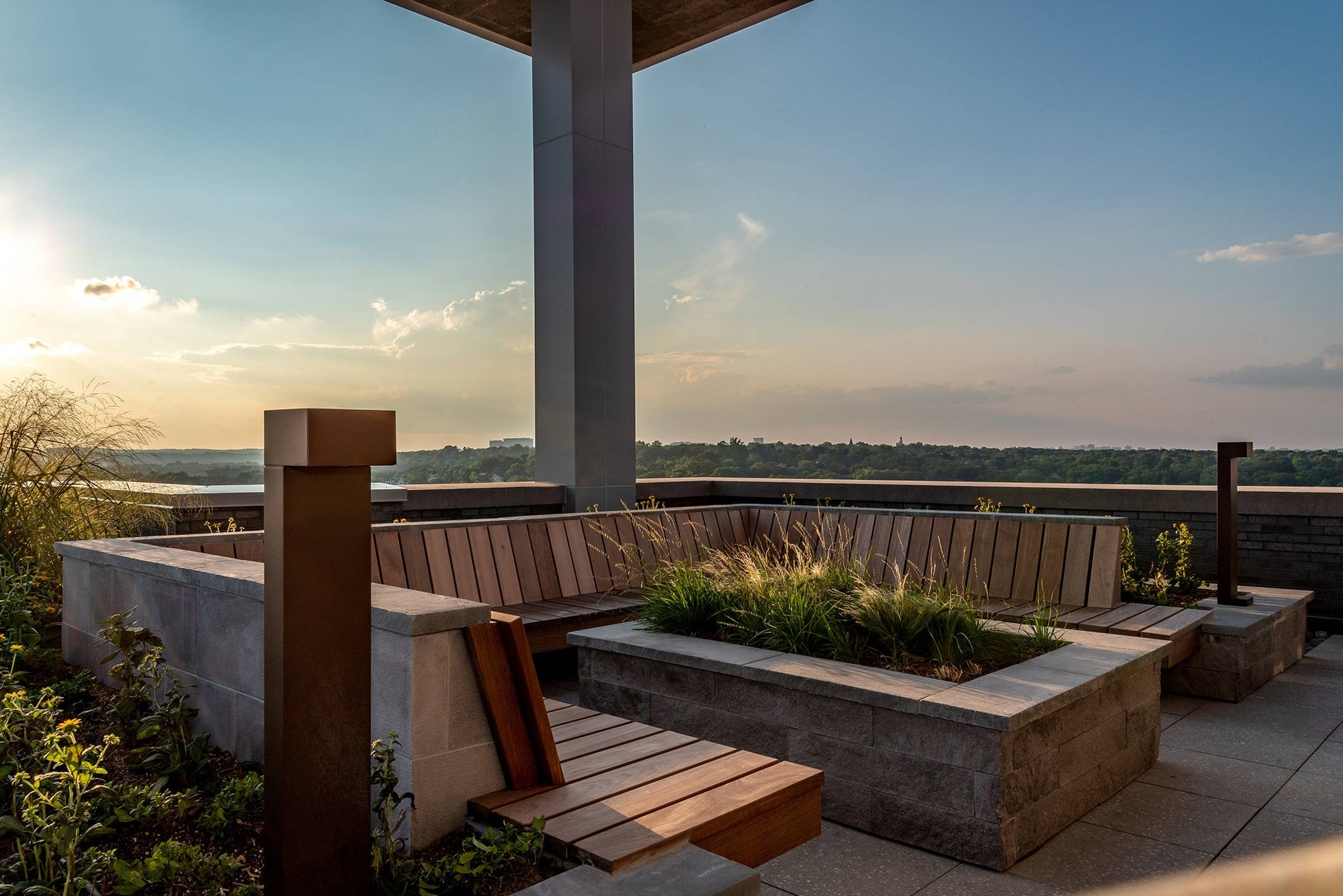 The Point at Eisenhower Square – photo 2