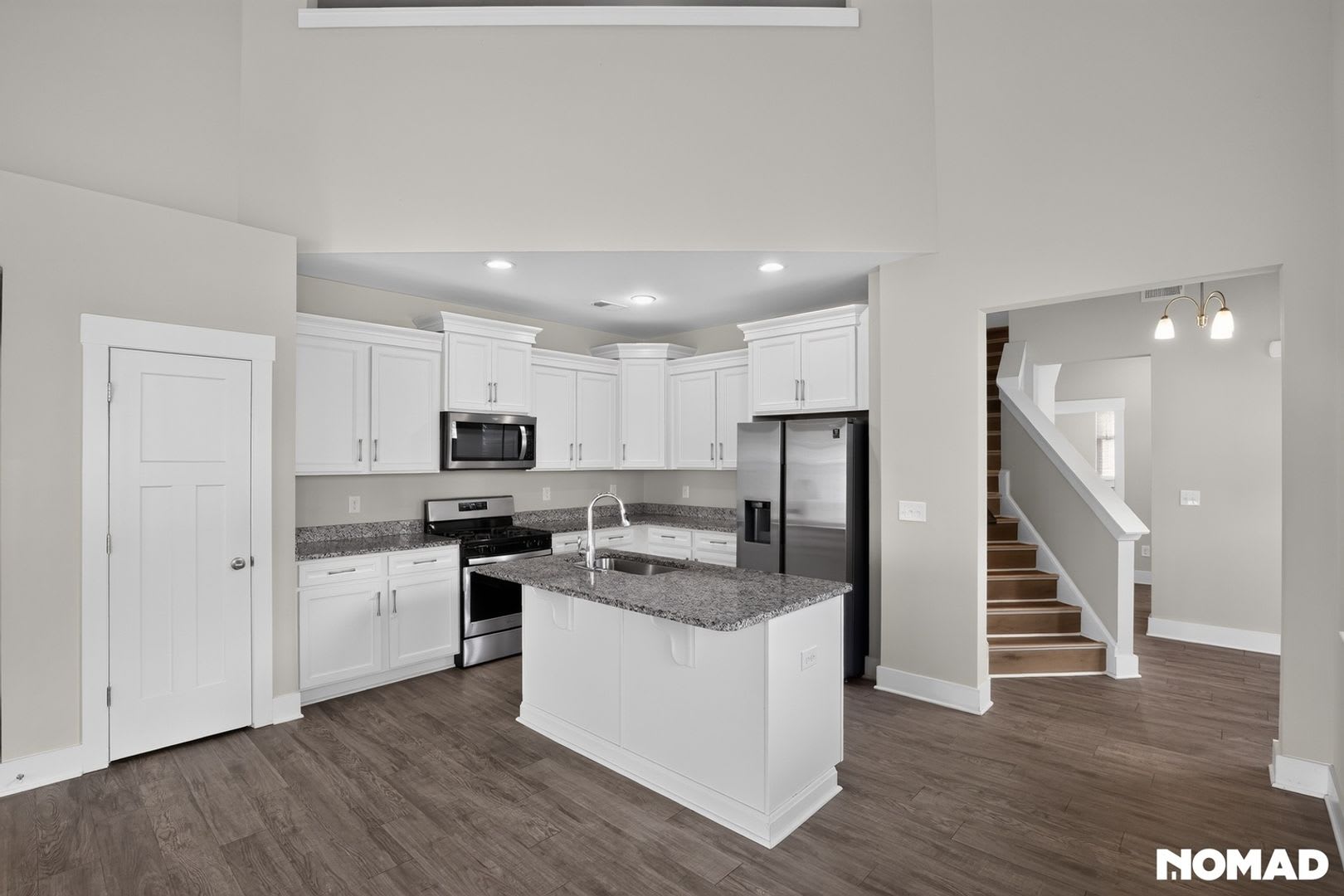 Charming 3BR Townhome in Taylors – photo 4