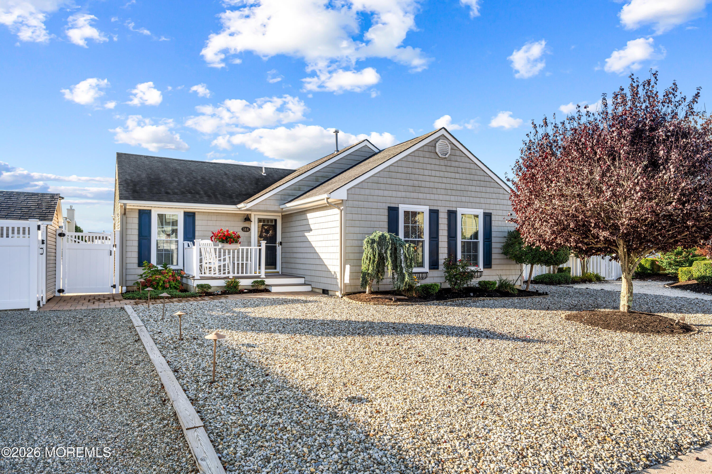 144 Peter Road – photo 1