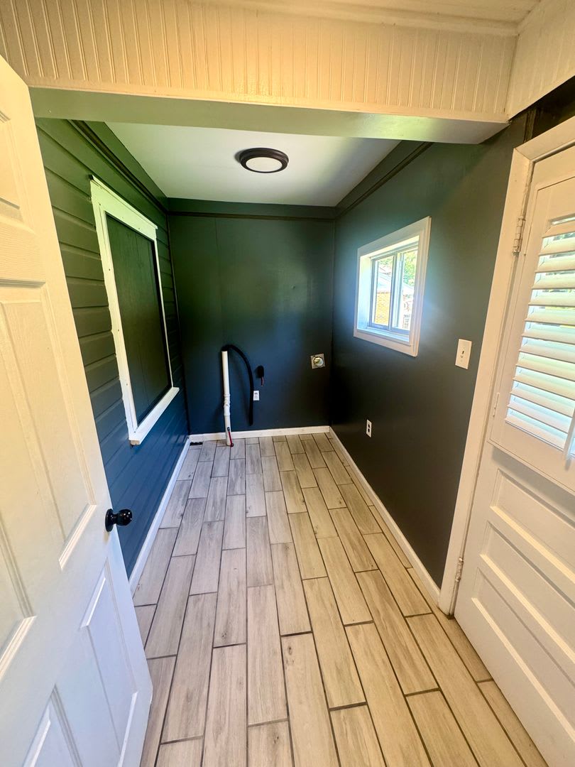 Charming Renovated Home with Private Pool! – photo 4