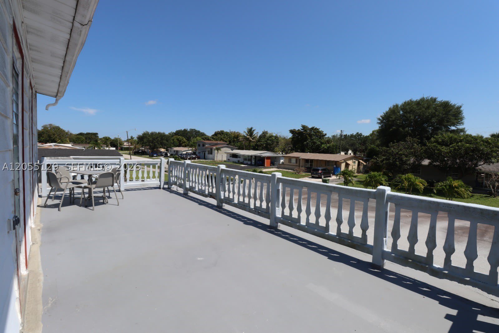 141 Mcarthur Pkwy – photo 4