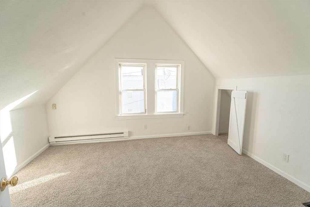 8 Rockwell Ter – photo 4