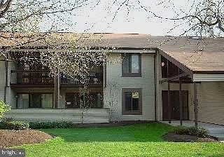 11 TWIN RIVERS Drive – photo 2