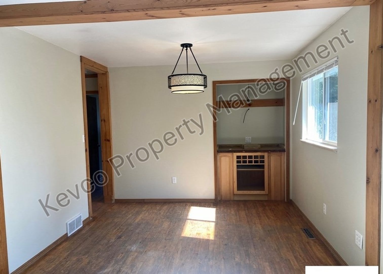 Home With Tons Of Space – photo 1