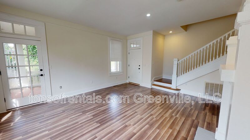 326 S. Spring Street – photo 2