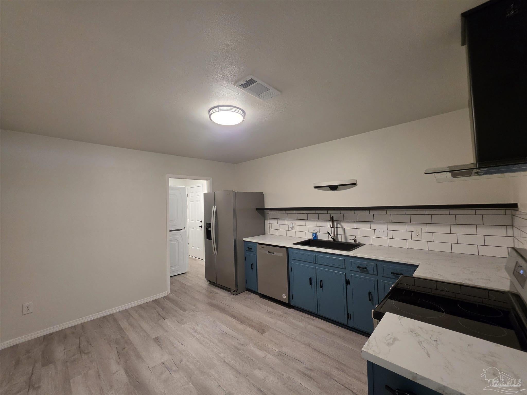9440 Guidy Ln – photo 5