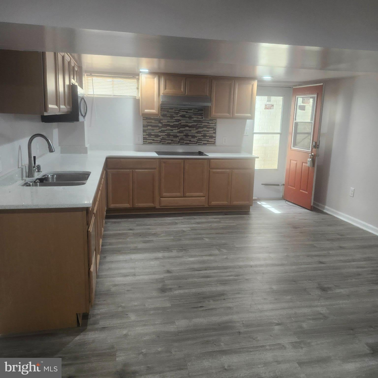12505 KINGSVIEW Street – photo 4